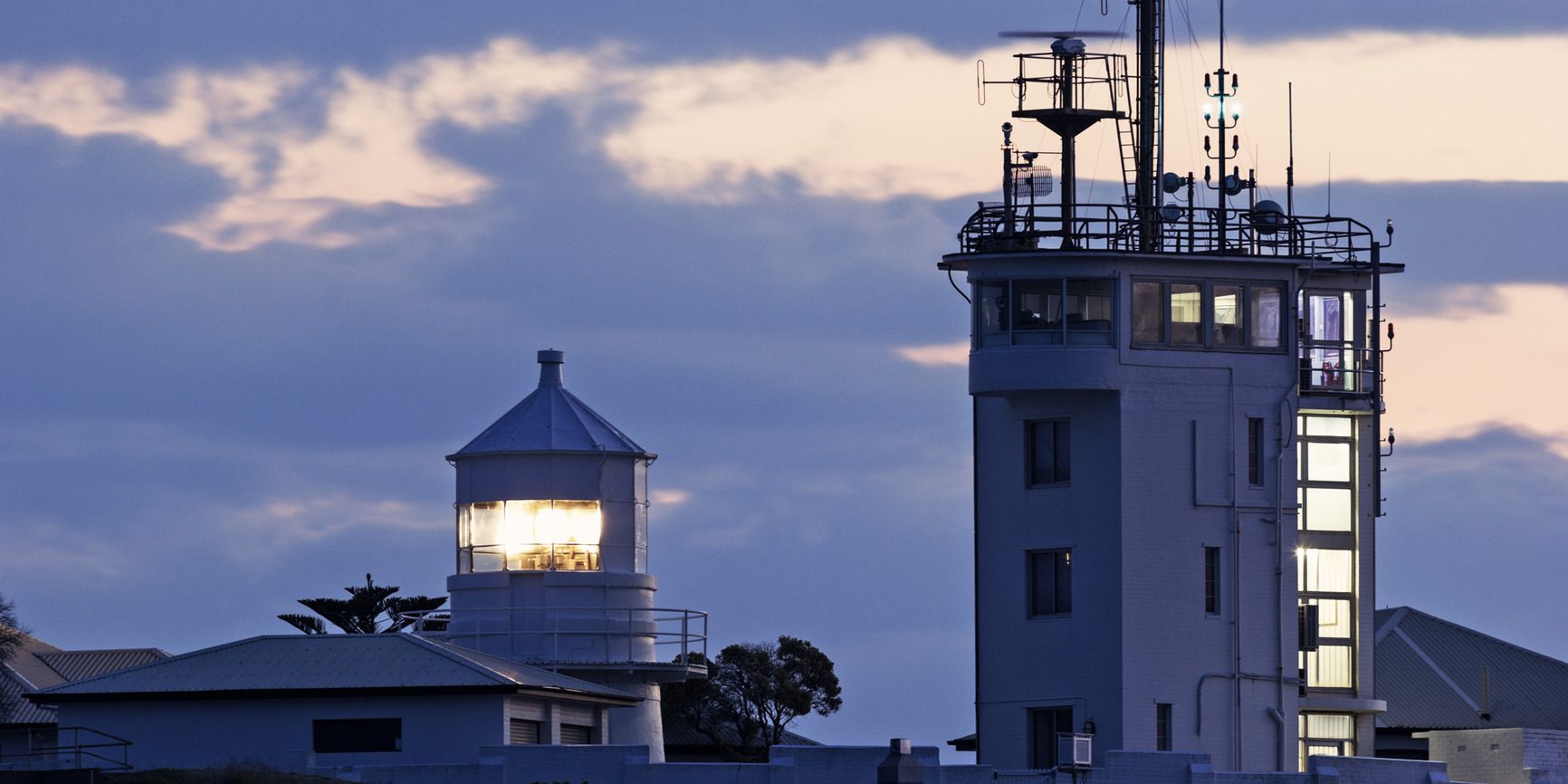 Nobbys Head Lightouse, Newcastle building disputes