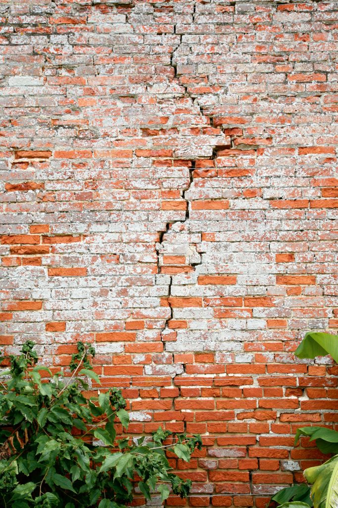 Cracking Walls in Your Home : What Does This Mean? - Building