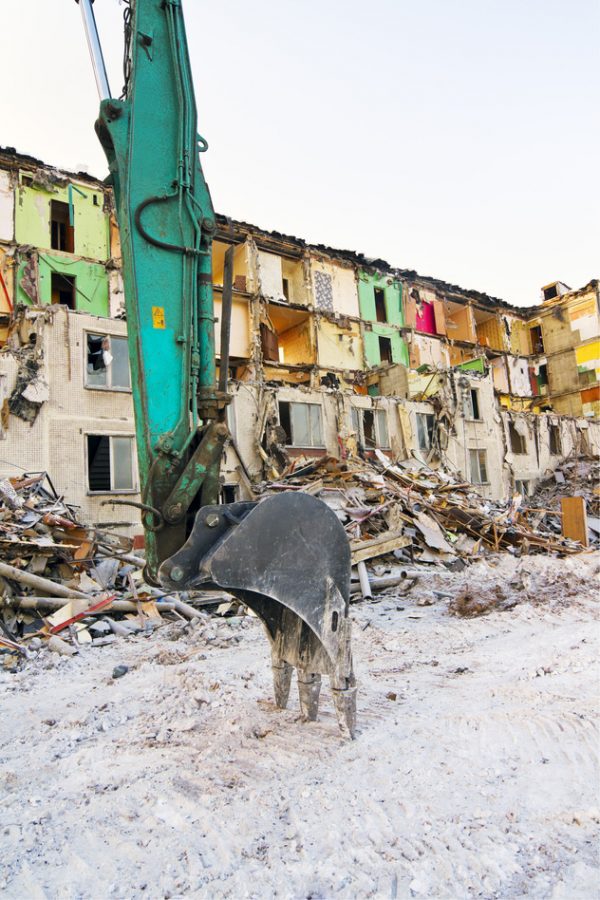 demolish house