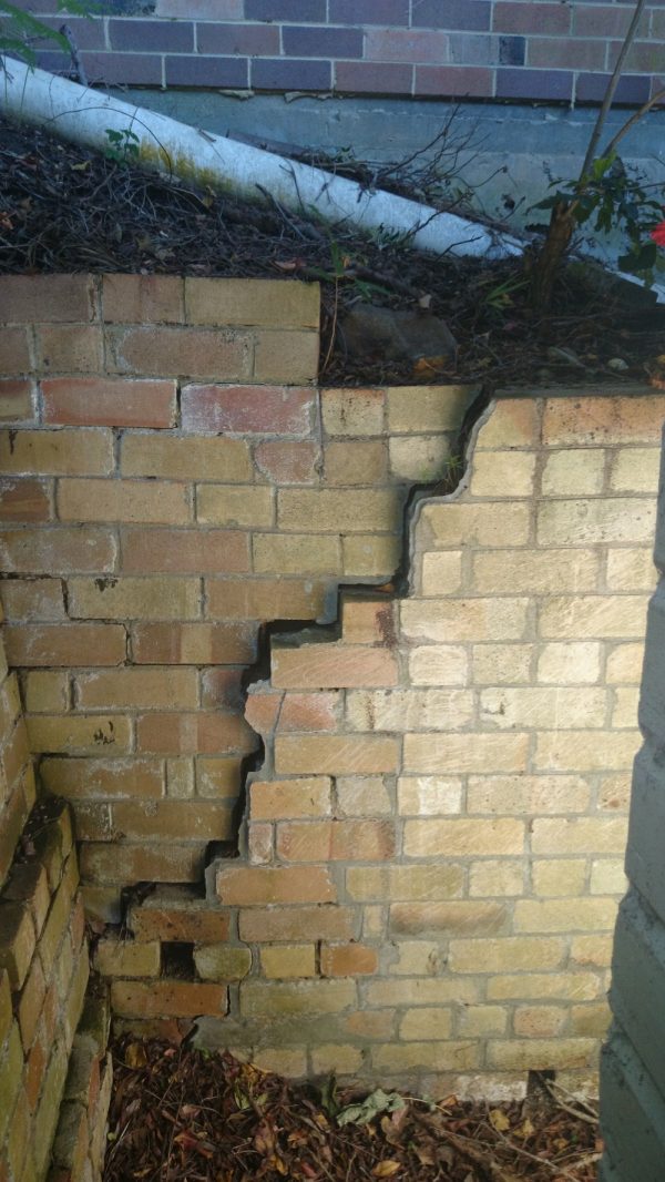 substantial-crack_replace_Job-594